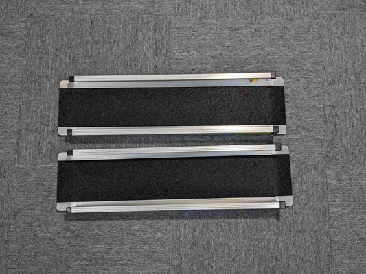 Barrier-Free Ramp for Wheelchair Users in Shopping Malls Telescopic and Aluminum Alloy