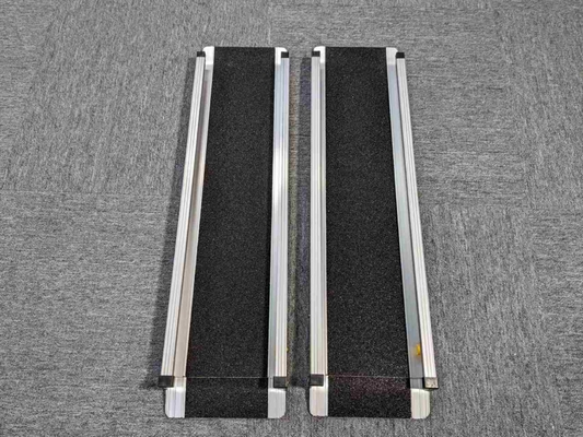 Contemporary Design Style Portable Folding Wheelchair Ramp with Aluminum Material