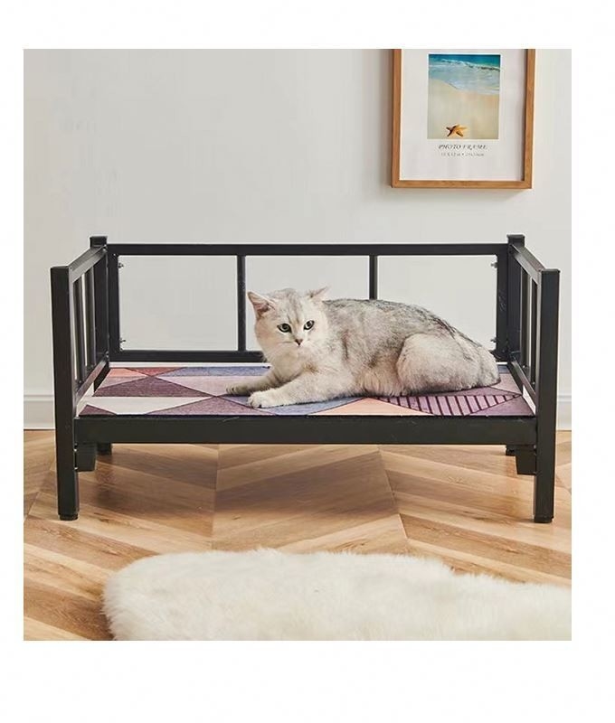 Pet Mattress Not Included Moisture Proof Metal Elevated Dog Bed Rattan Dog Cat Bed